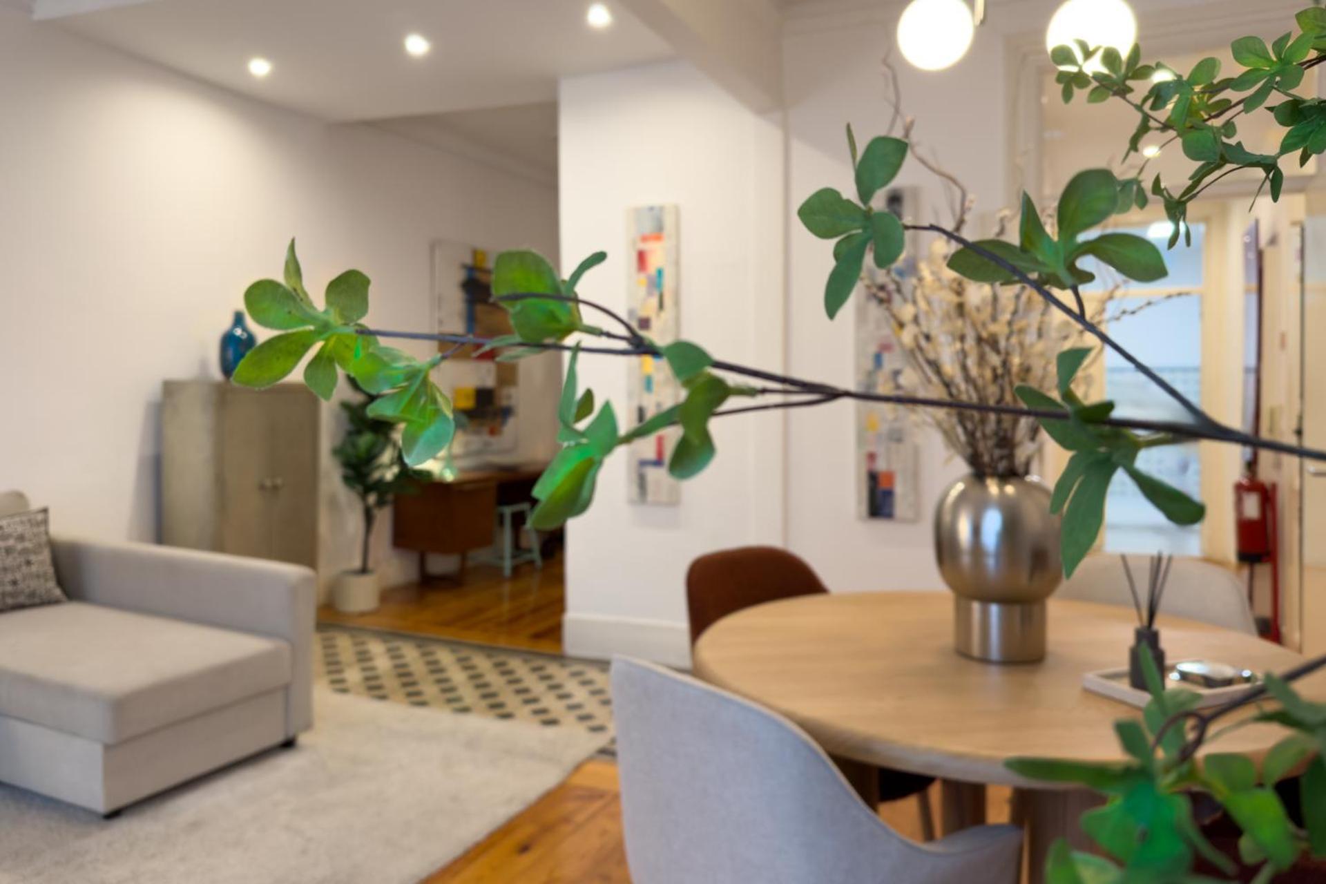 Beautiful Apartment In Bairro Alto - Quite Lisboa Exteriör bild